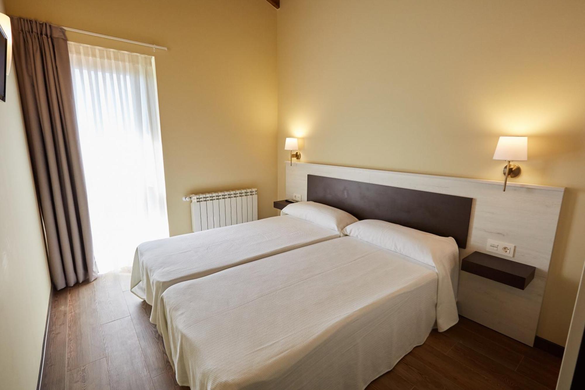 Apartamentos Rurales Casa La Piedra Collía Dış mekan fotoğraf